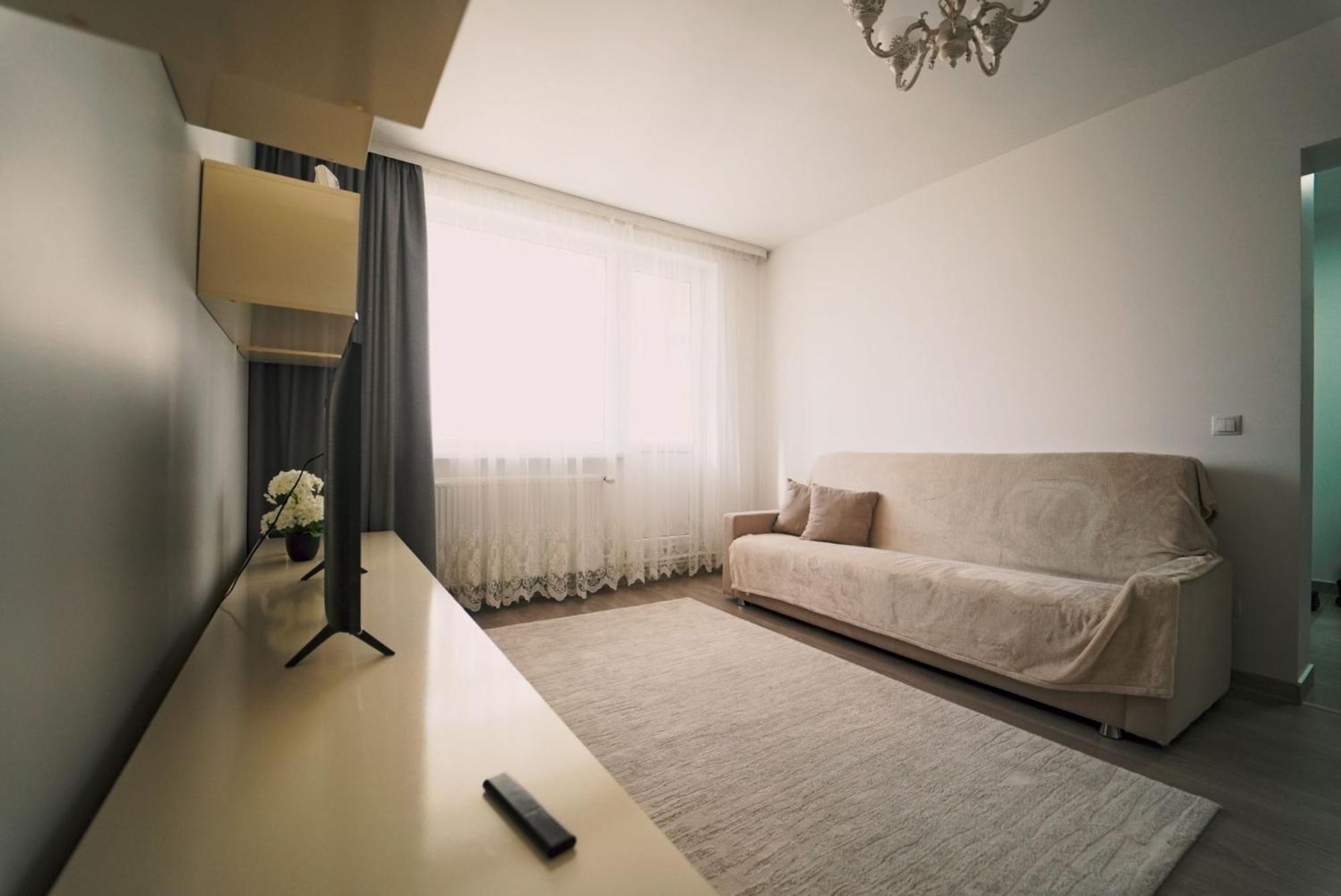 Luxury Apartament Ultracentral Of Suceava Esplanada エクステリア 写真