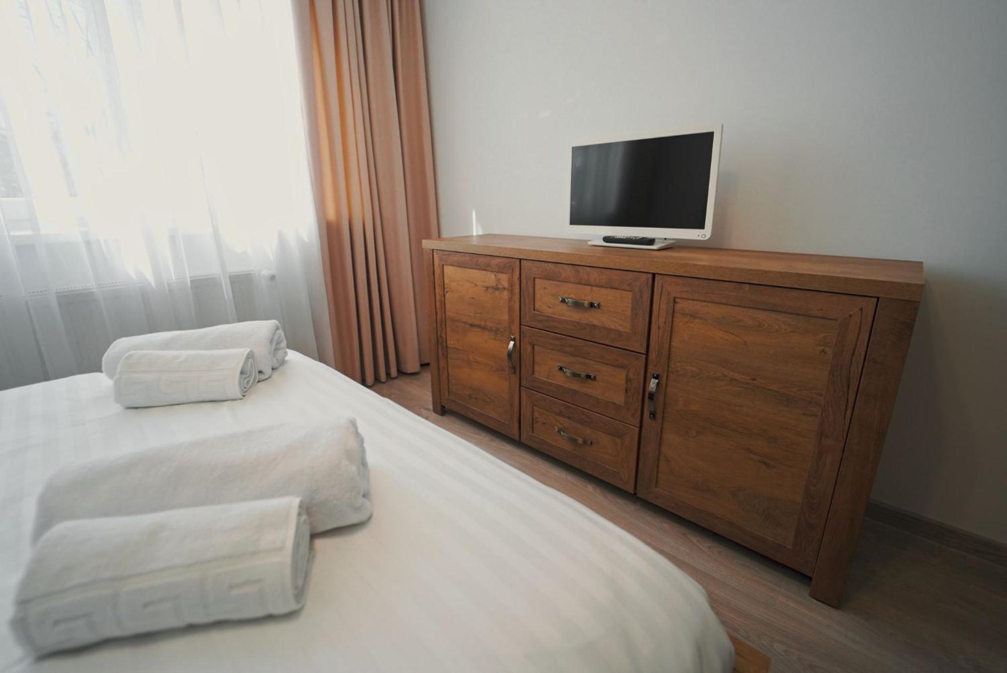 Luxury Apartament Ultracentral Of Suceava Esplanada エクステリア 写真