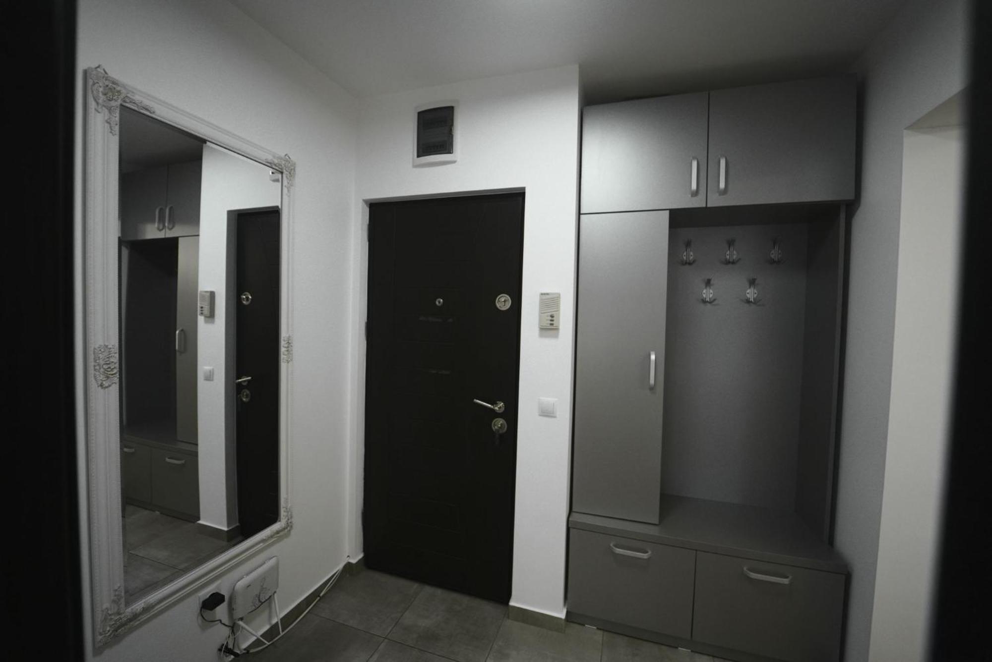 Luxury Apartament Ultracentral Of Suceava Esplanada エクステリア 写真